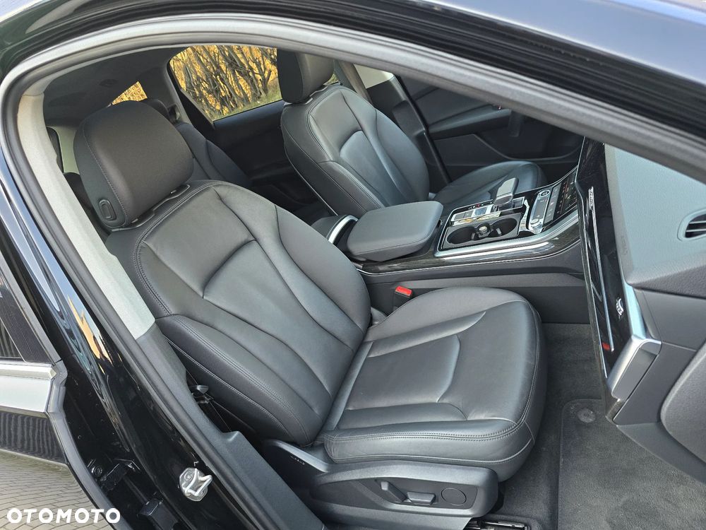 Audi Q7 55 TFSI quattro tiptronic - 22