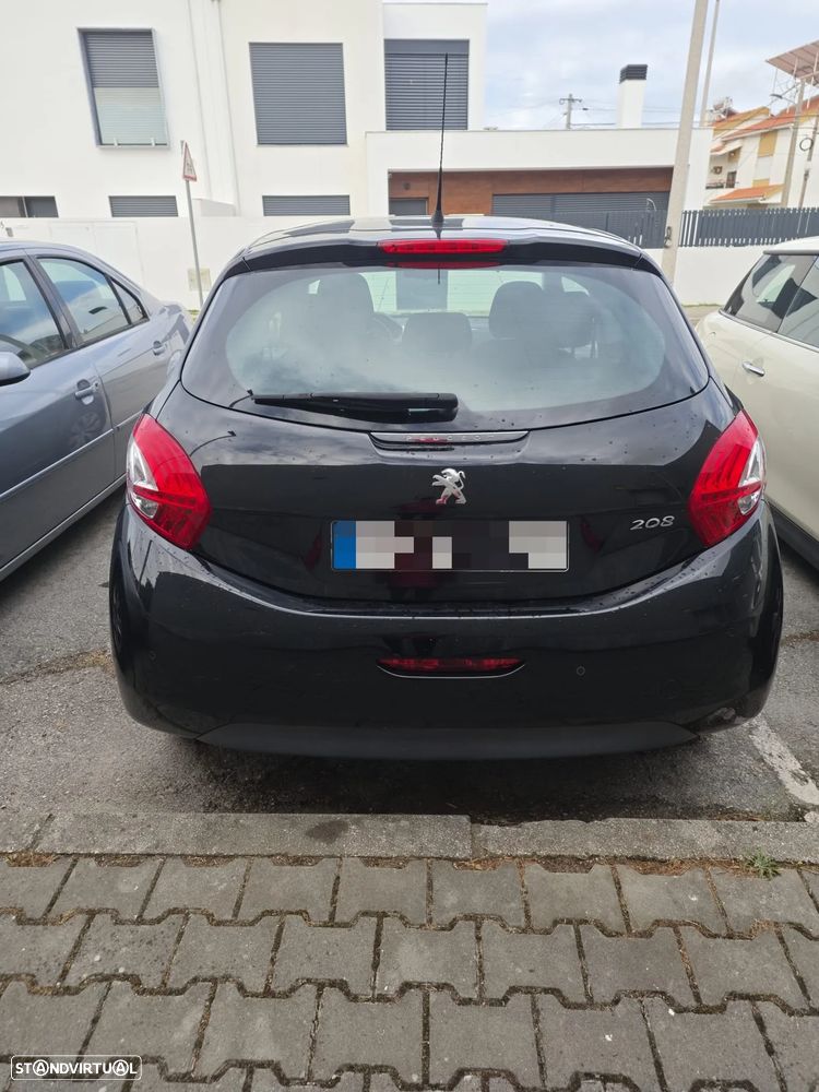 Peugeot 208 1.2 PureTech Allure - 3