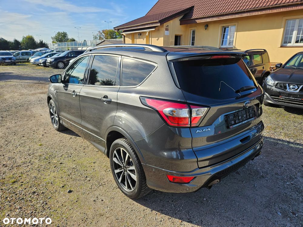 Ford Kuga 1.5 EcoBoost 2x4 ST-Line - 4