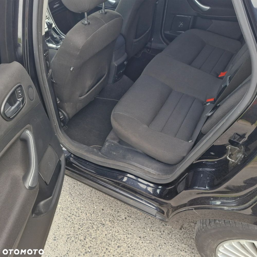 Ford Mondeo 2.0 Titanium - 13