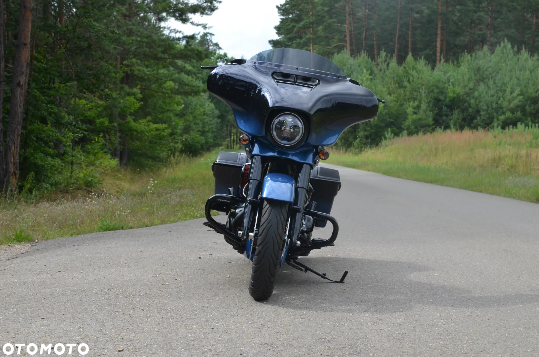 Harley-Davidson CVO Street Glide - 13