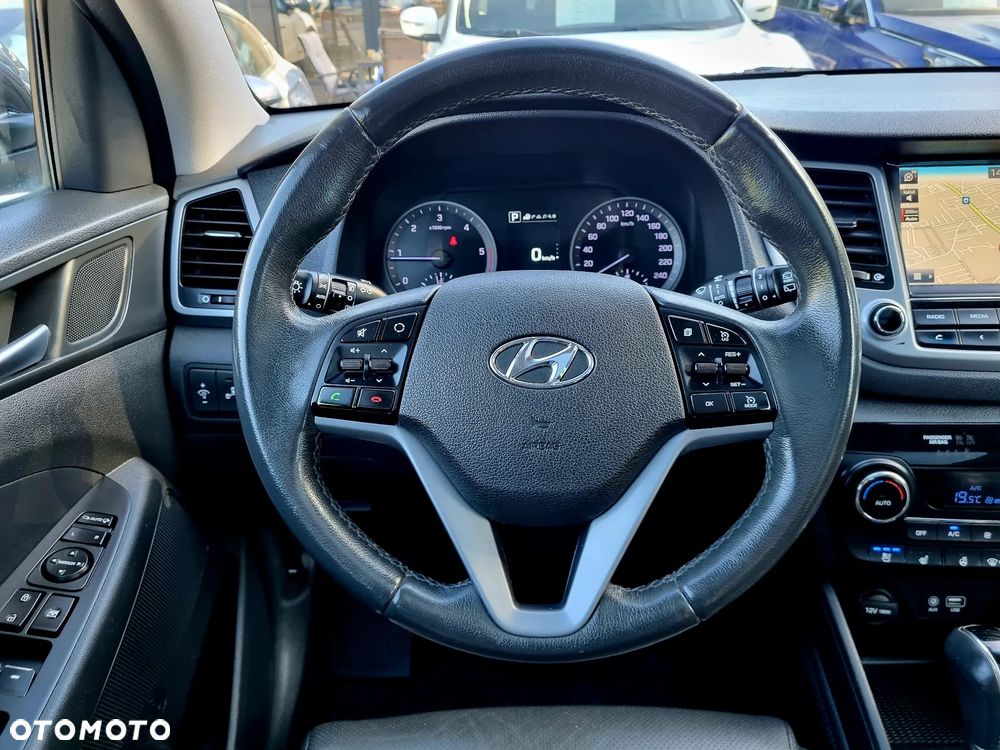 Hyundai Tucson 2.0 CRDi 4WD Automatik Premium - 17