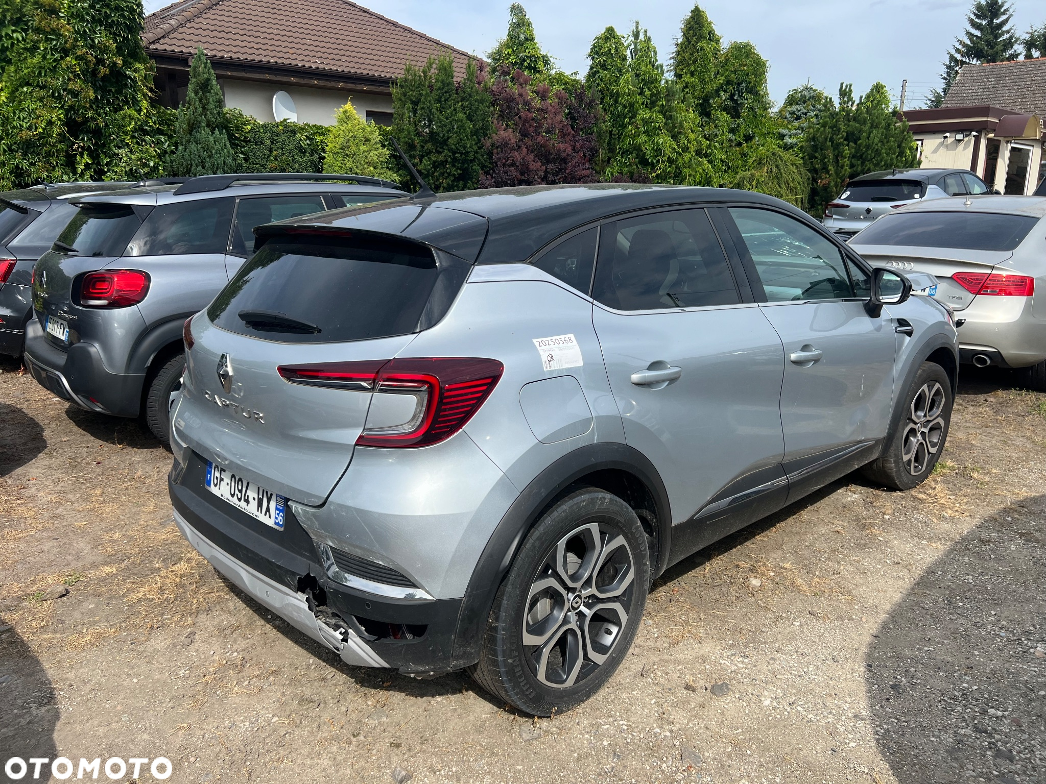 Renault Captur TCe 90 INTENS - 3