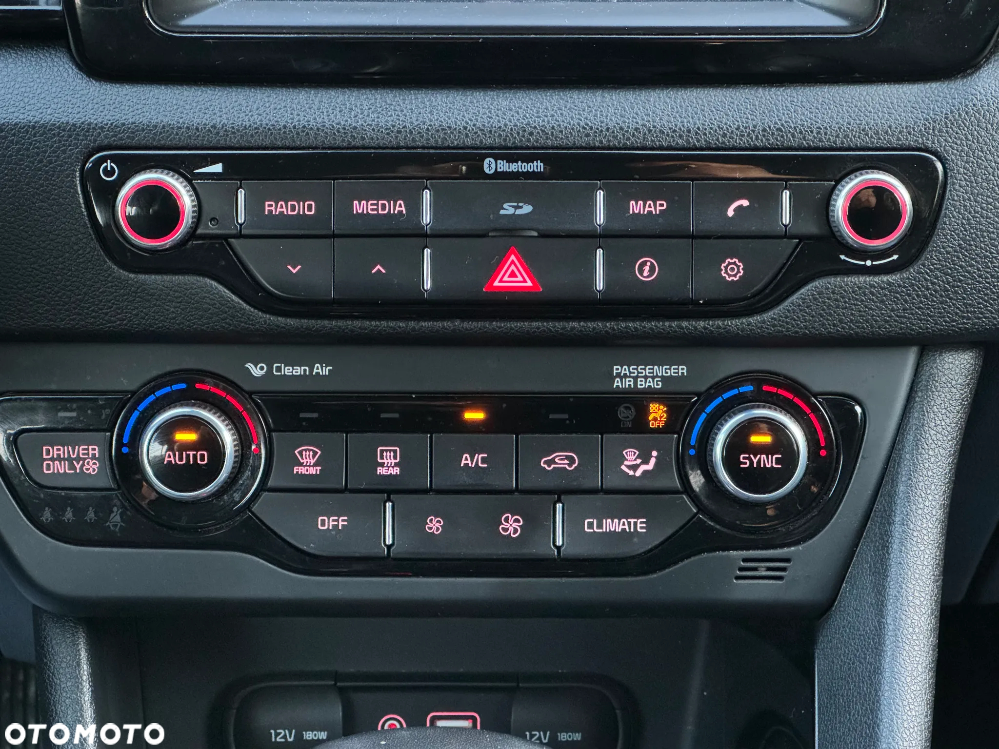 Kia Niro 1.6 GDI Hybrid Business Line - 13
