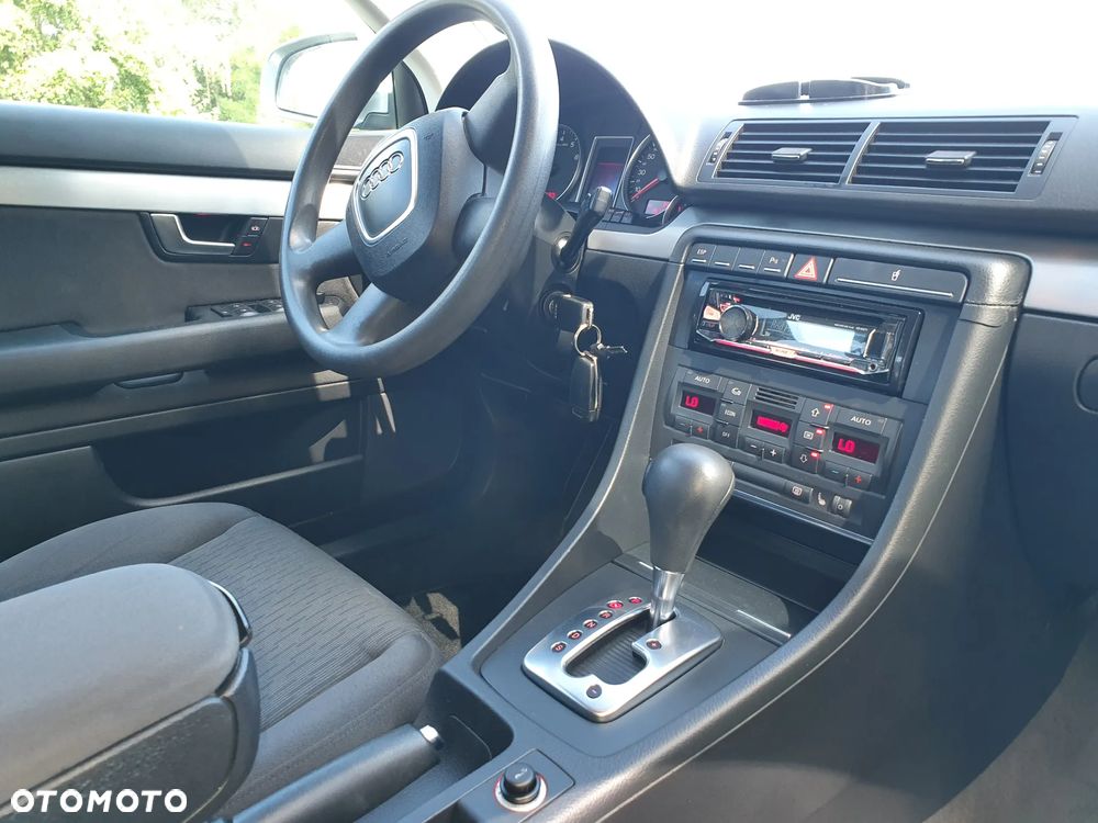 Audi A4 Avant 1.8T Multitronic - 27