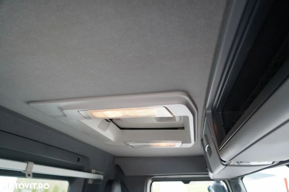 Renault C 430 / 8X4 / BETONIERĂ / CONVERTITOR 9 M3 / JANTE DIN ALIAJ / CAMERĂ / EURO 6 / - 34