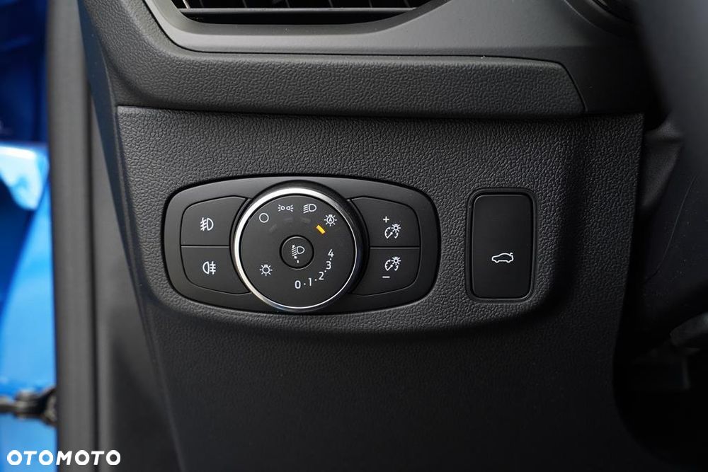 Ford Focus 1.0 EcoBoost mHEV ST-Line X - 14