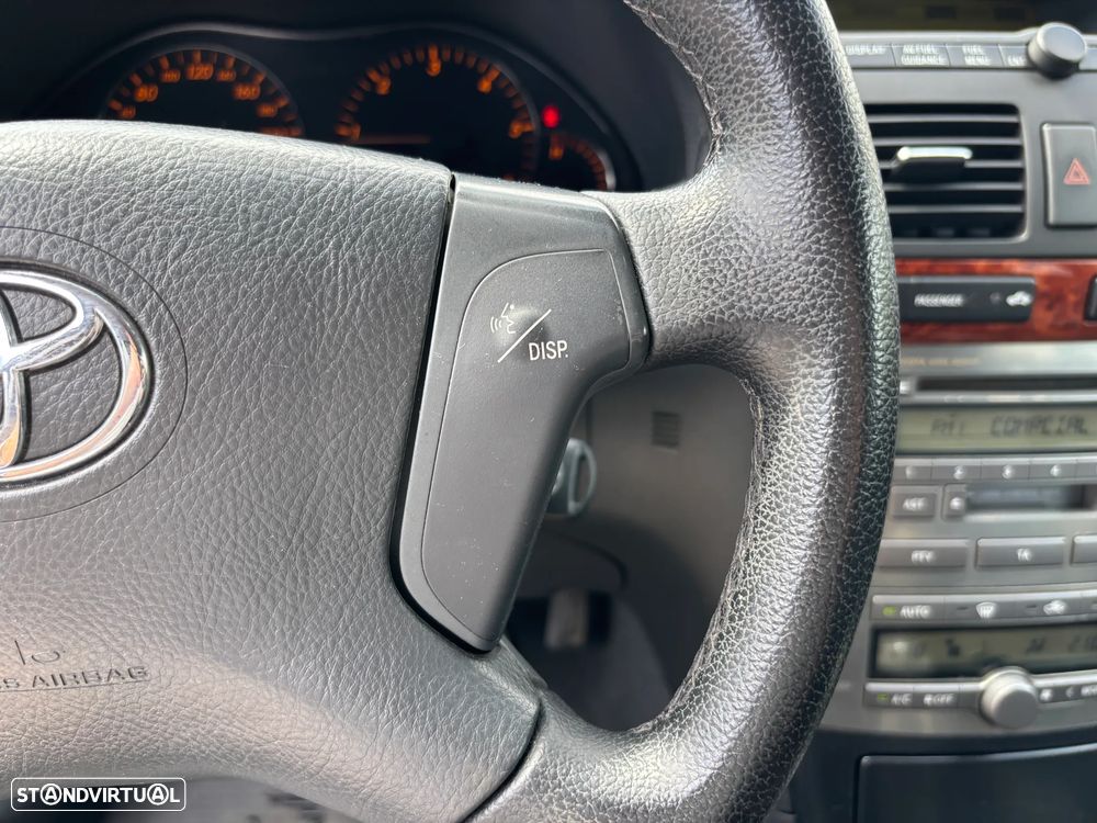Toyota Avensis SW 2.0 D-4D - 14