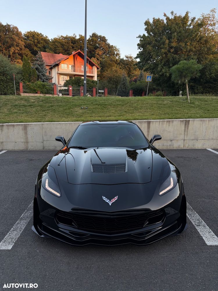 Chevrolet Corvette - 1