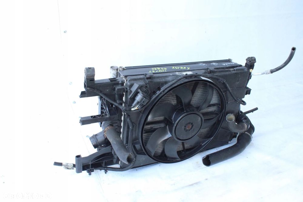 KOMPLET CHŁODNIC WENTYLATOR OPEL ASTRA 4 IV J 2009R- 1.7 CDTI - 2