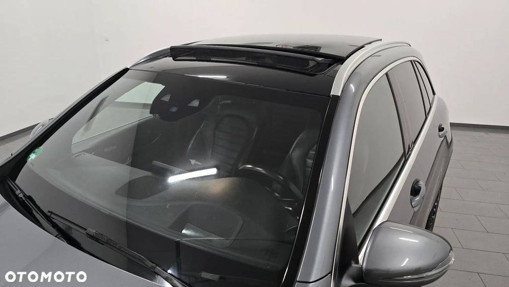 Mercedes-Benz GLC 300 d 4Matic 9G-TRONIC AMG Line Plus - 15