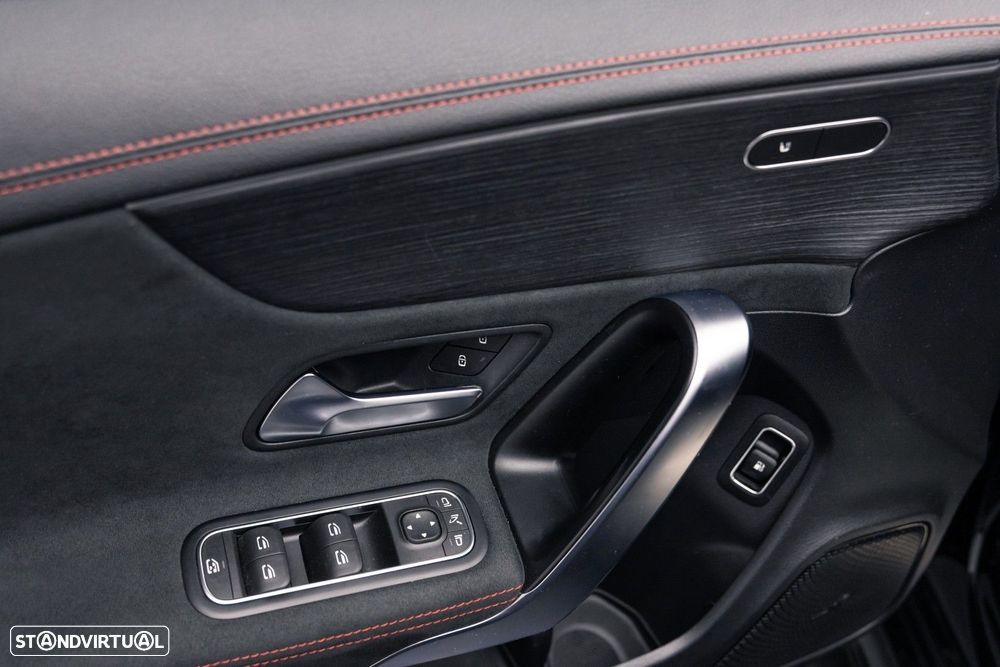 Mercedes-Benz CLA 250 e 8G-DCT AMG Line - 42