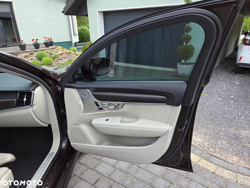 Volvo V90 Cross Country T6 AWD - 15