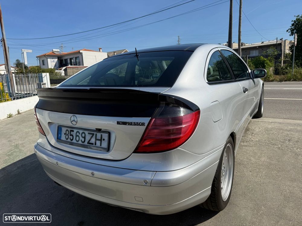 Mercedes-Benz C 200 - 3