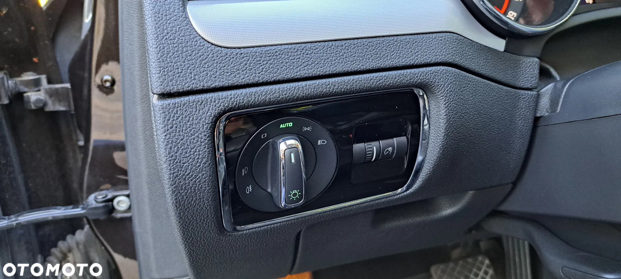 Skoda Superb 2.0 TDI Platinum DSG - 25