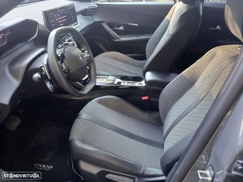 Peugeot 2008 1.2 Hybrid Allure e-DCS6 - 29