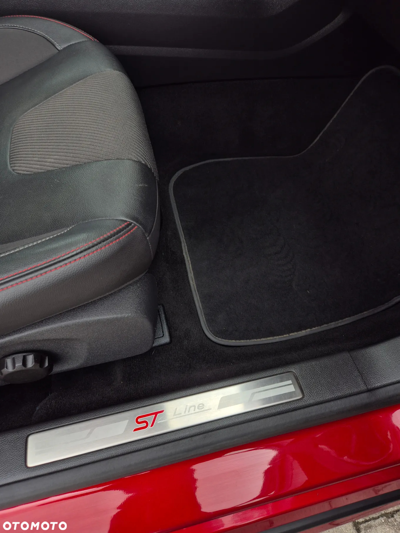 Ford Mondeo Turnier 2.0 TDCi Start-Stopp PowerShift-Aut ST-Line - 19