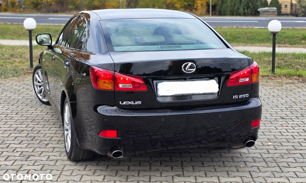 Lexus IS 250 Luxury Line - 21