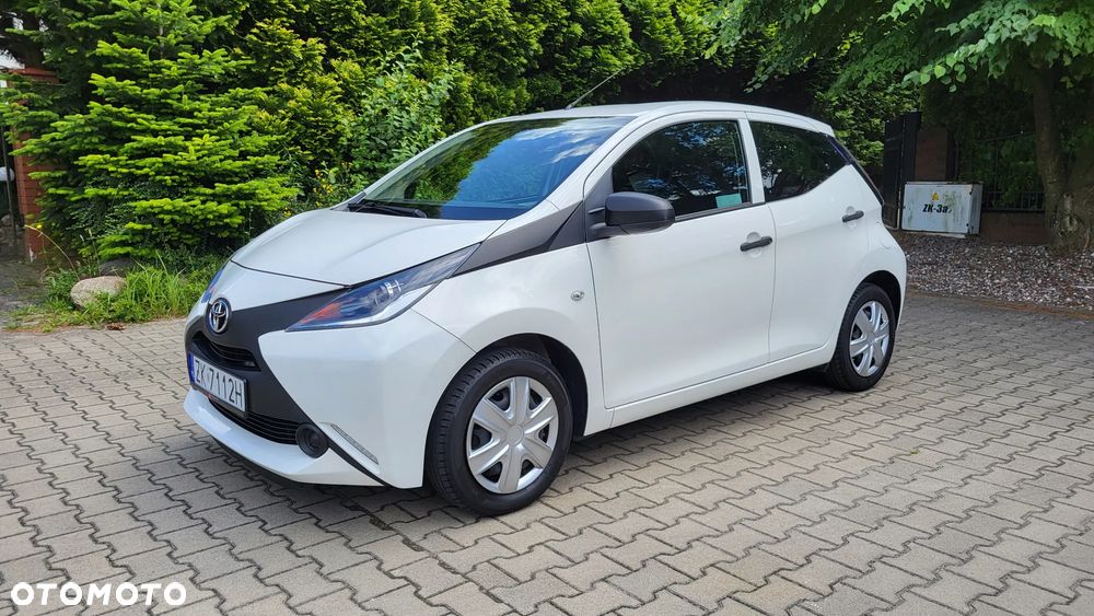 Toyota Aygo x - 3