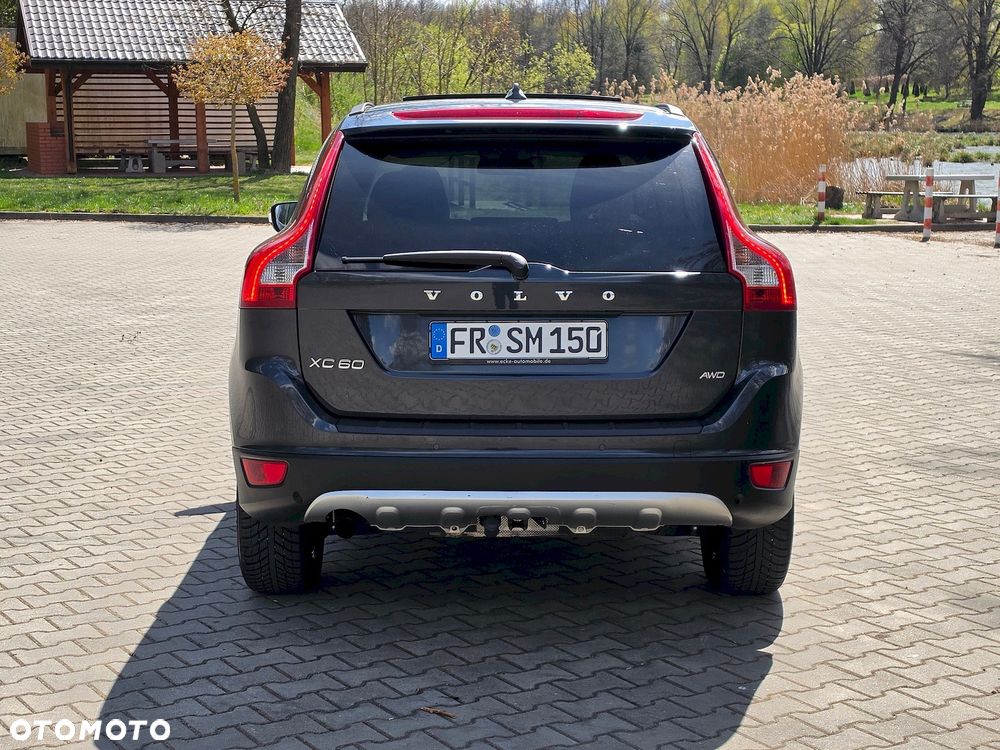 Volvo XC 60 D5 AWD Summum - 8