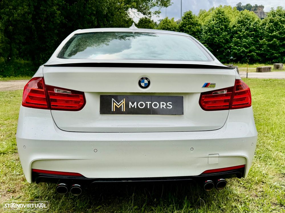 BMW 320 d Auto Pack M - 24