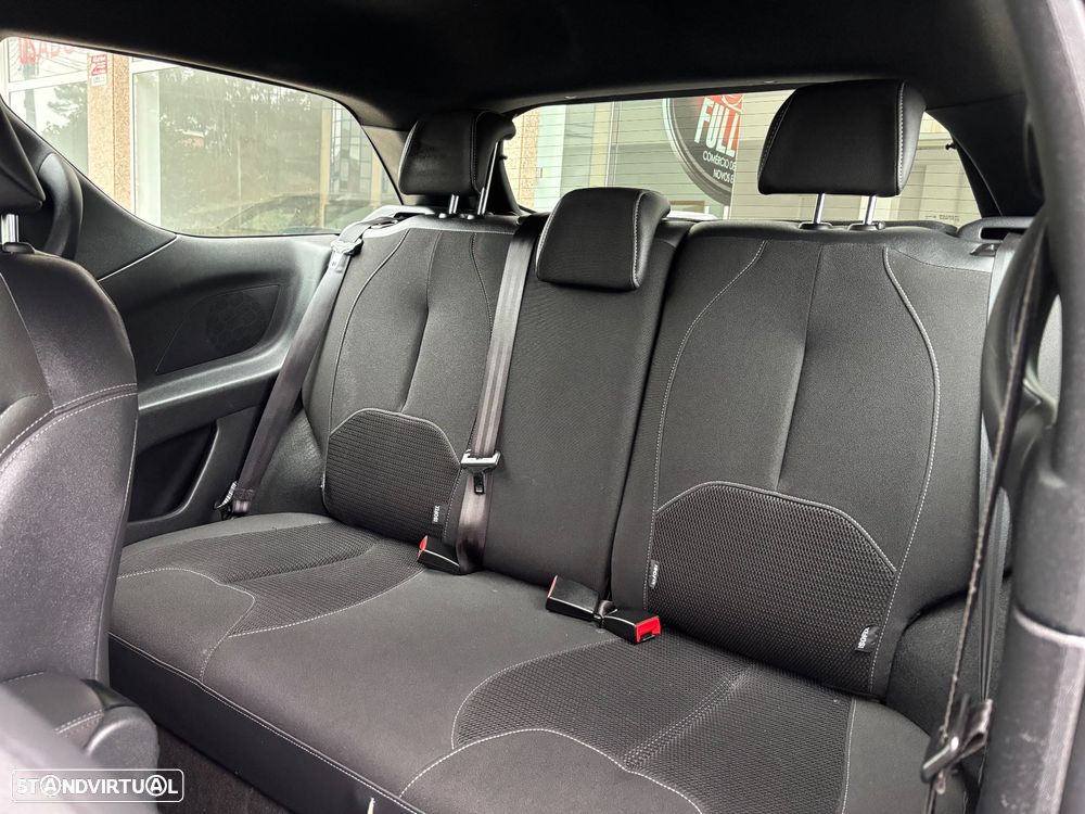 DS DS3 PureTech 82 CONNECTED CHIC - 8