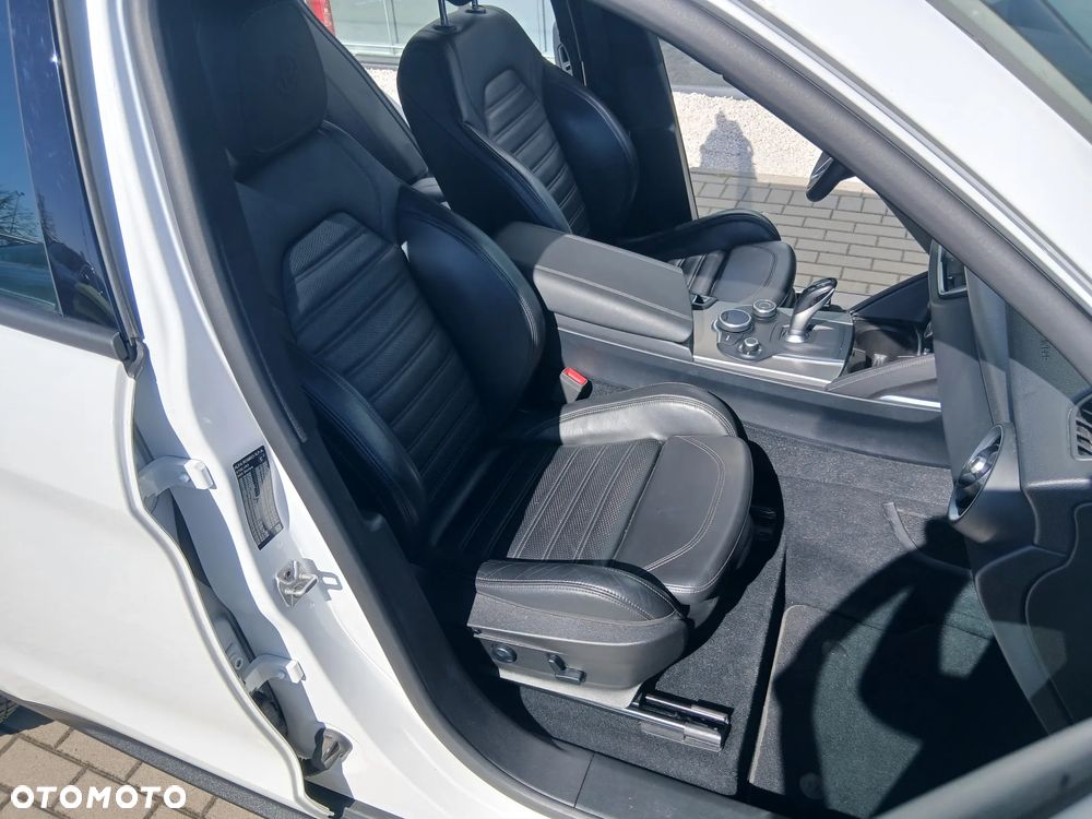 Alfa Romeo Stelvio 2.0 Turbo Executive Q4 - 27