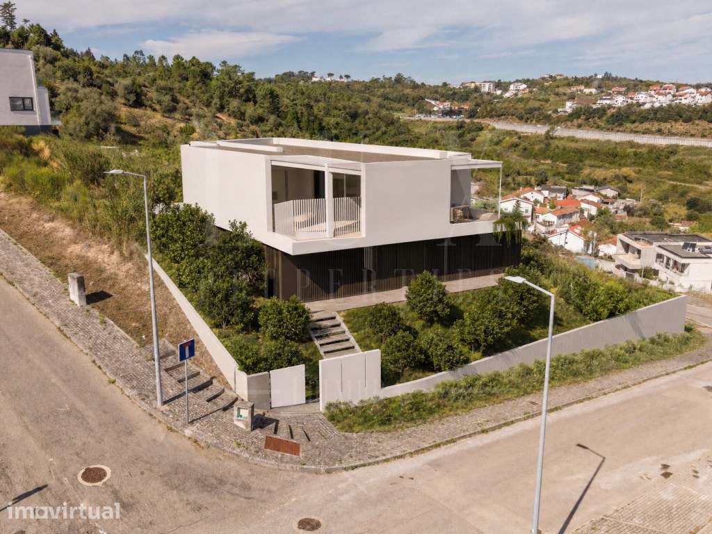Terreno com projeto aprovado | Rua da Quinta do Canal, Coimbra - Grande imagem: 2/21