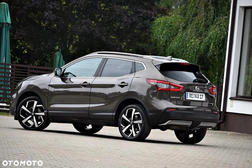 Nissan Qashqai 1.2 DIG-T Xtronic TEKNA+ - 26
