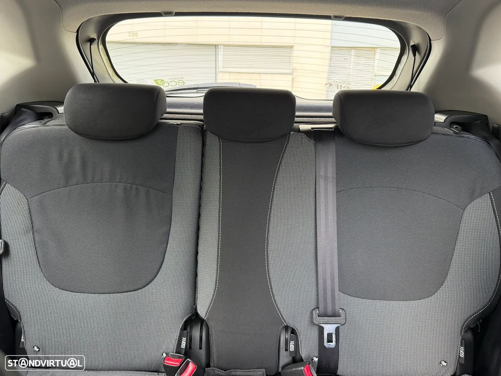 Renault Captur 1.5 dCi Exclusive - 22