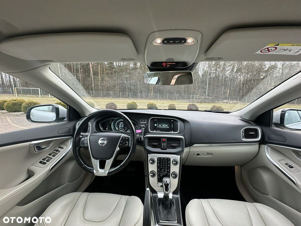 Volvo V40 - 14