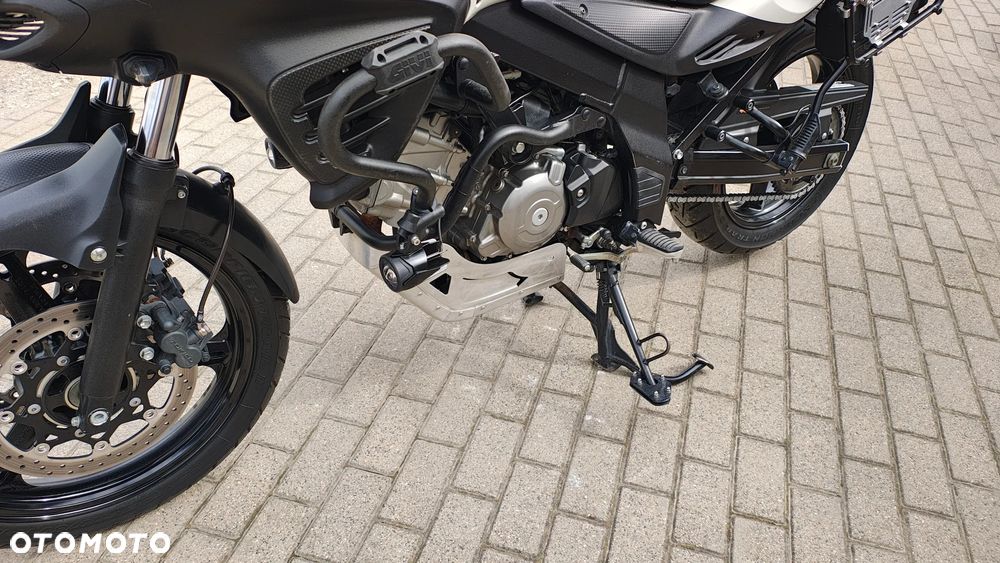 Suzuki V-STROM - 15
