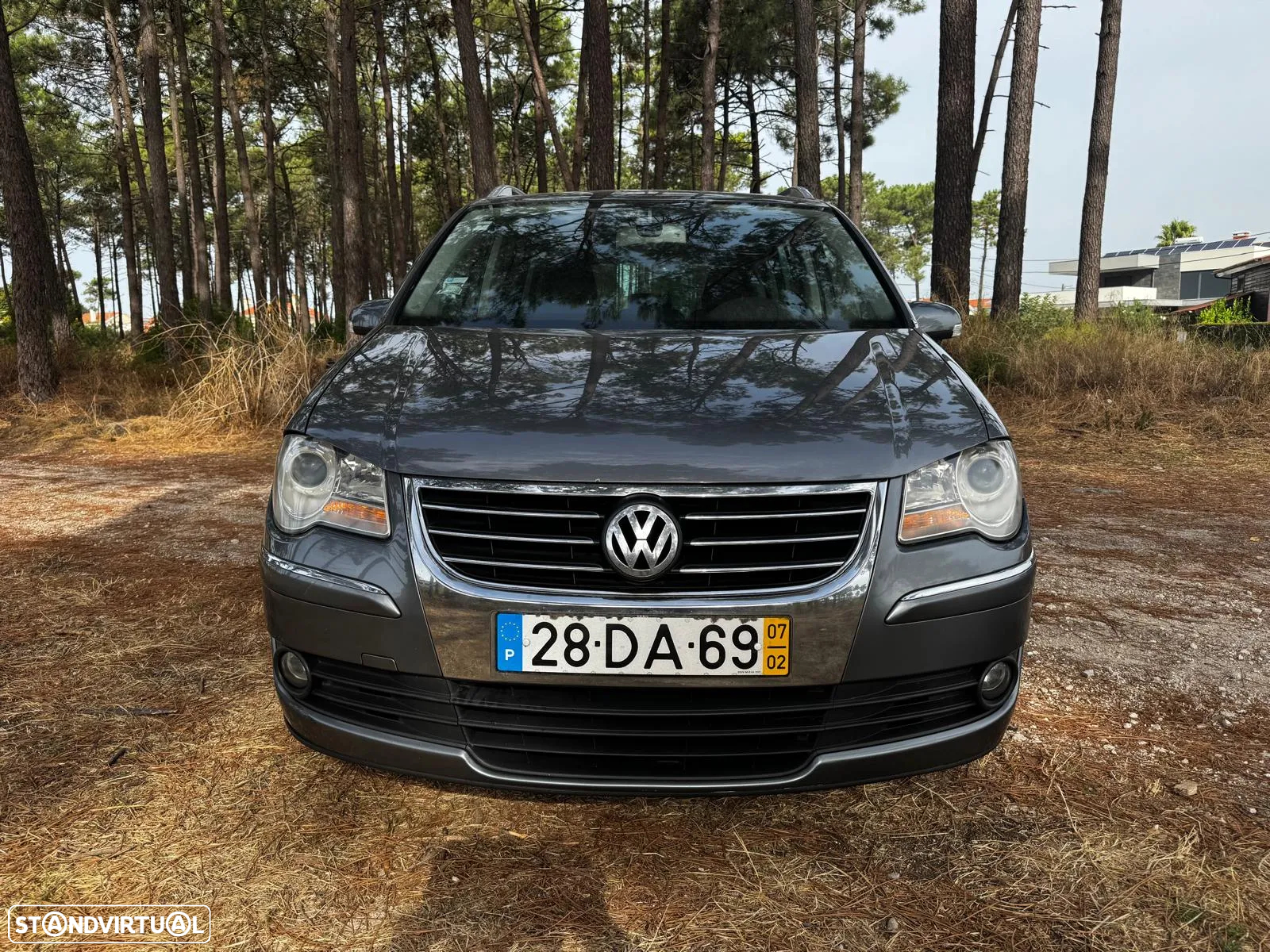 VW Touran 1.9 TDi Highline 7L DSG - 3