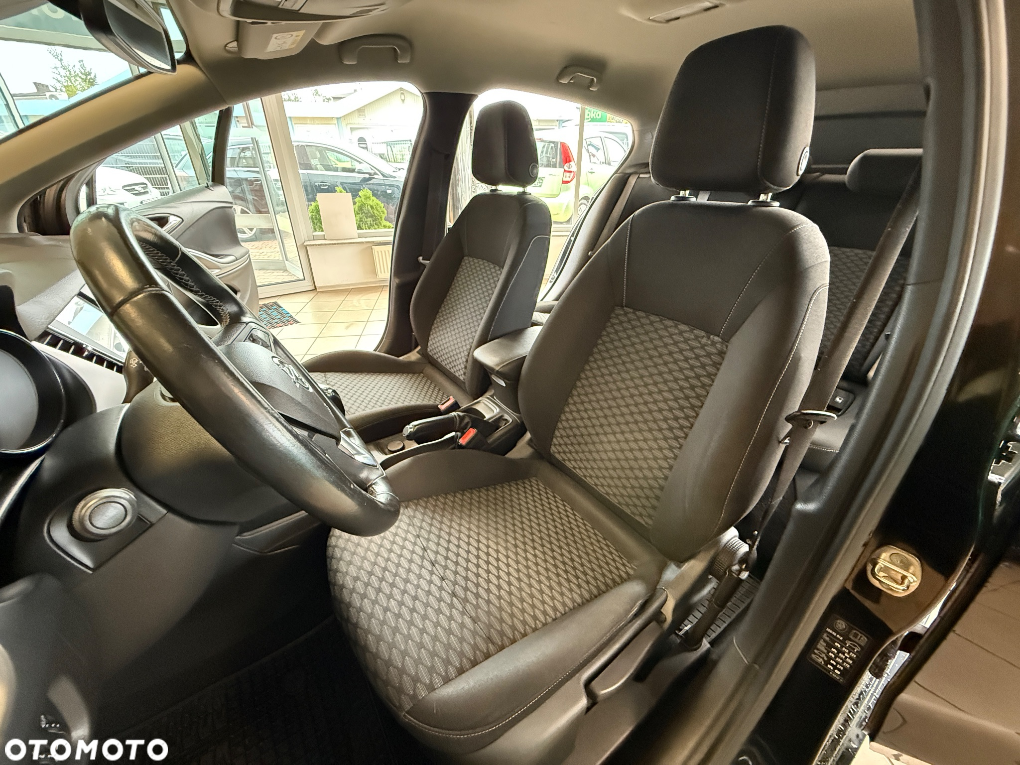 Opel Astra - 31