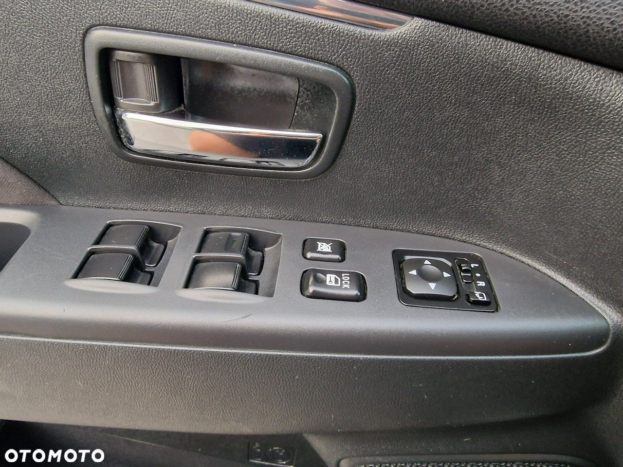 Mitsubishi ASX - 13