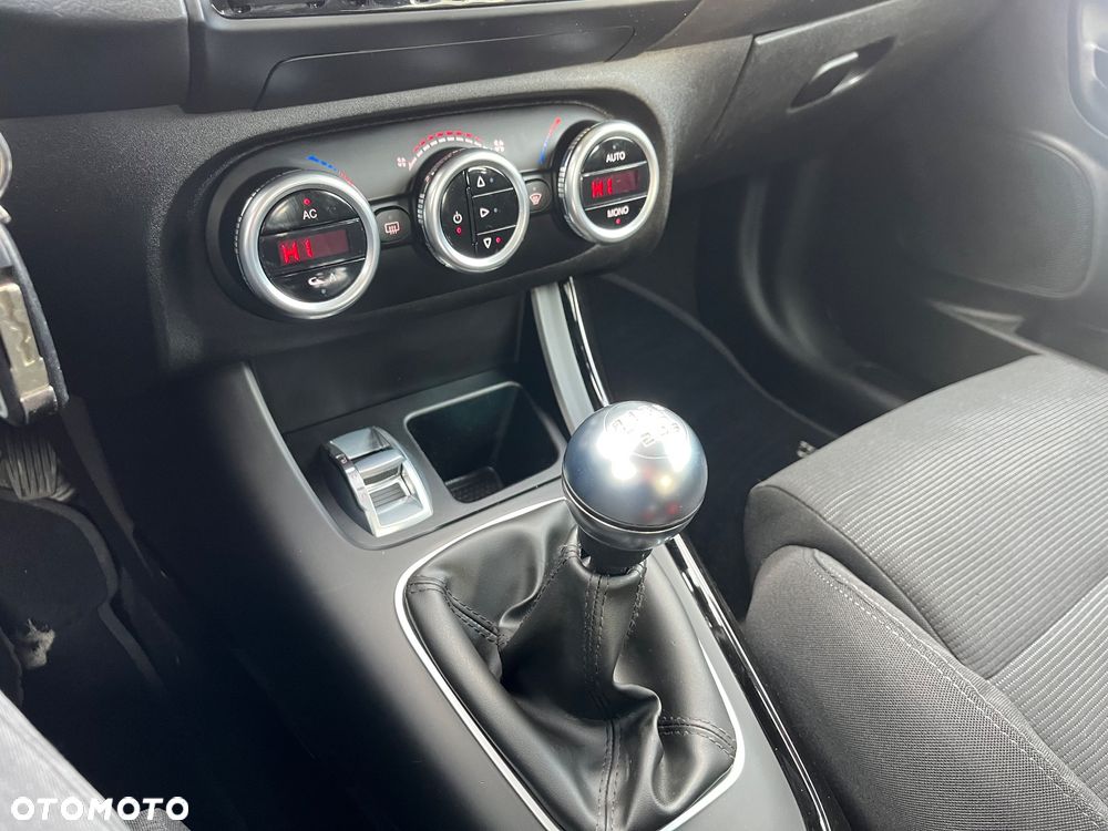Alfa Romeo Giulietta 1.4 TB 16V - 11