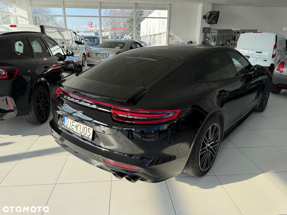 Porsche Panamera - 13
