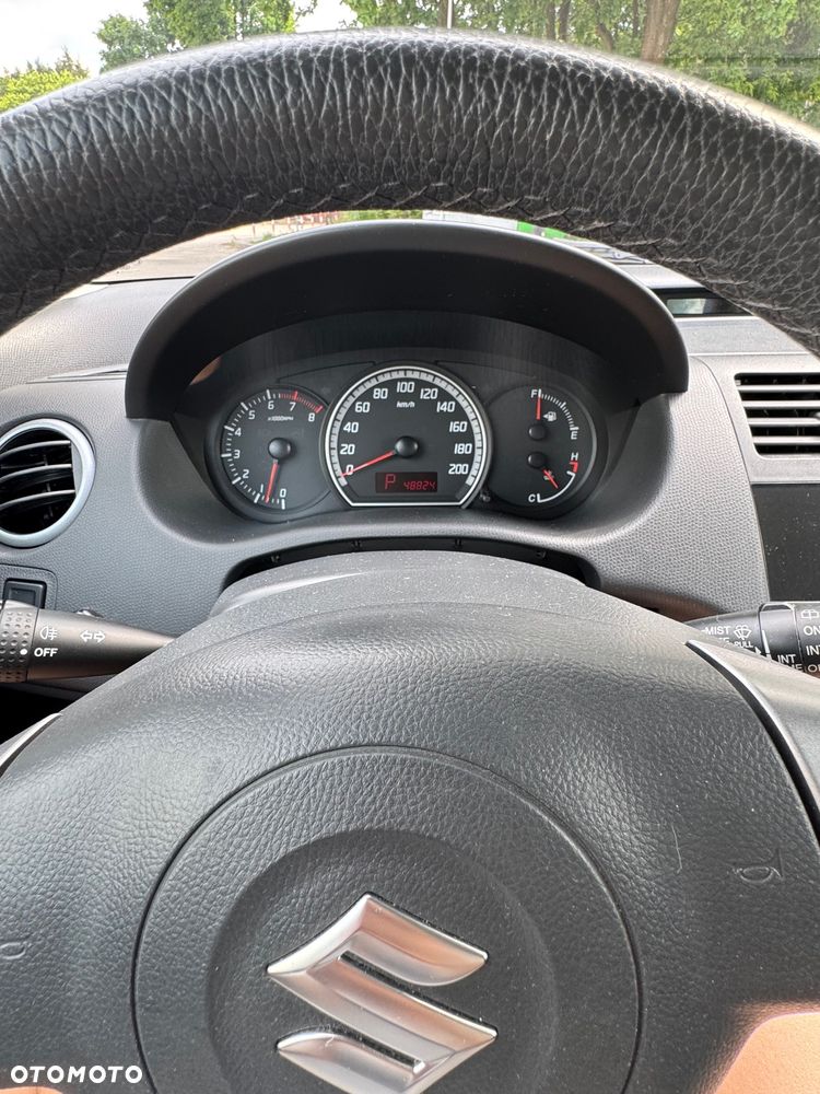 Suzuki Swift 1.5 GS - 17