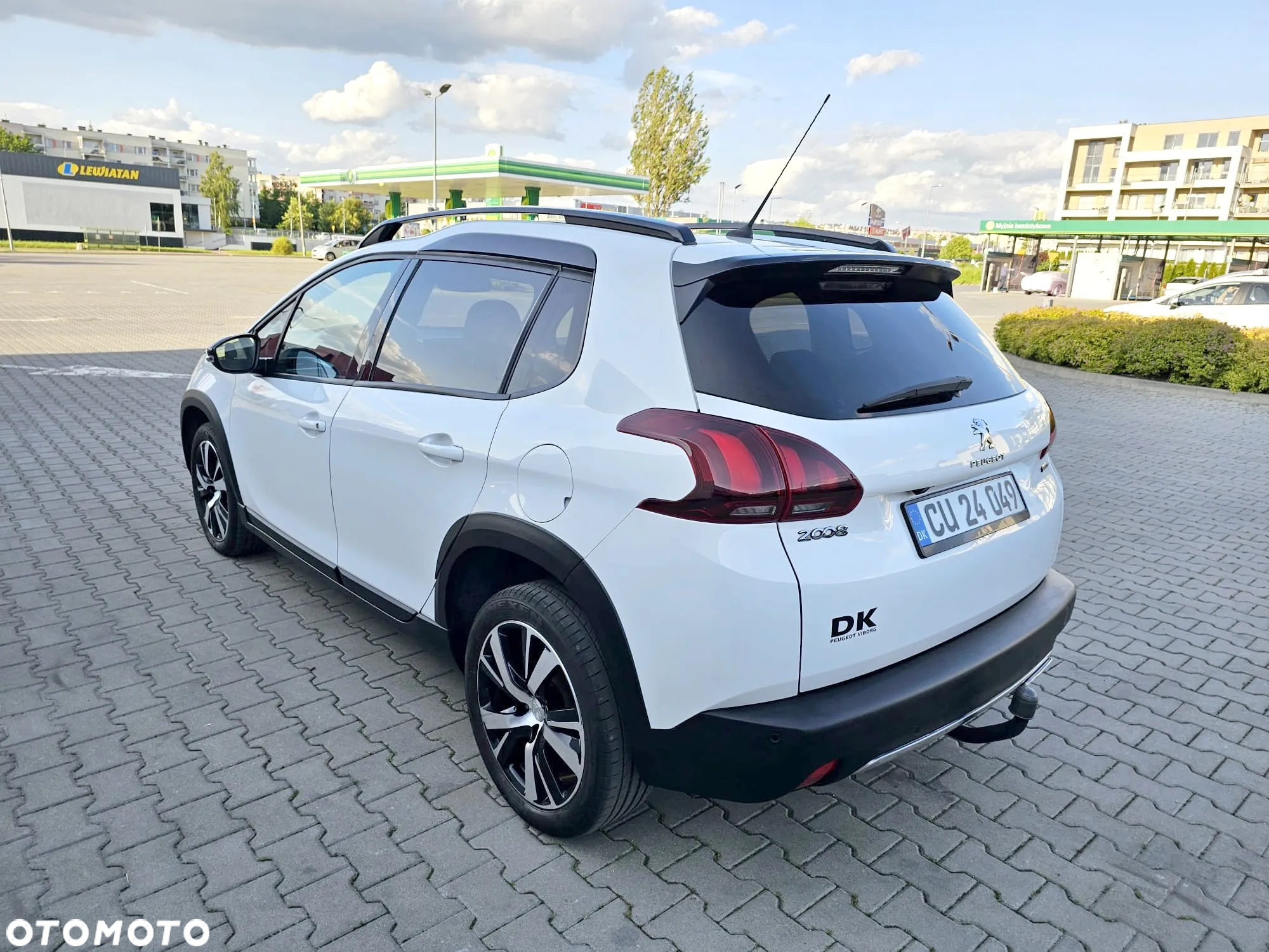 Peugeot 2008 BlueHDi FAP 120 STOP & START GT-Line Edition - 11