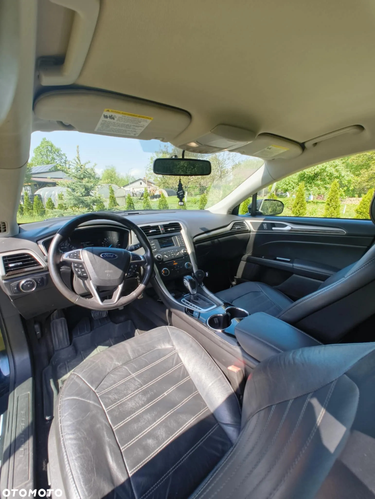 Ford Fusion - 8