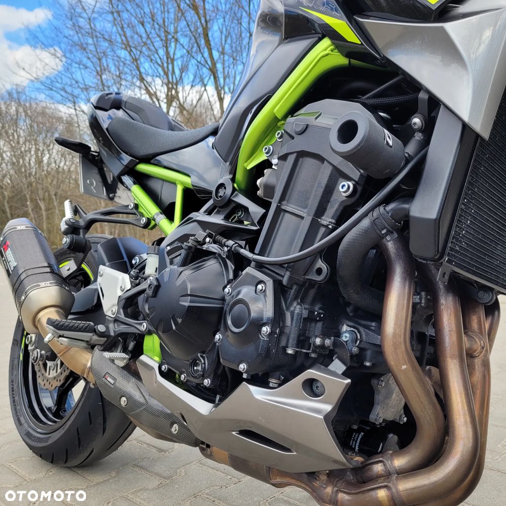 Kawasaki Z 900 - 11