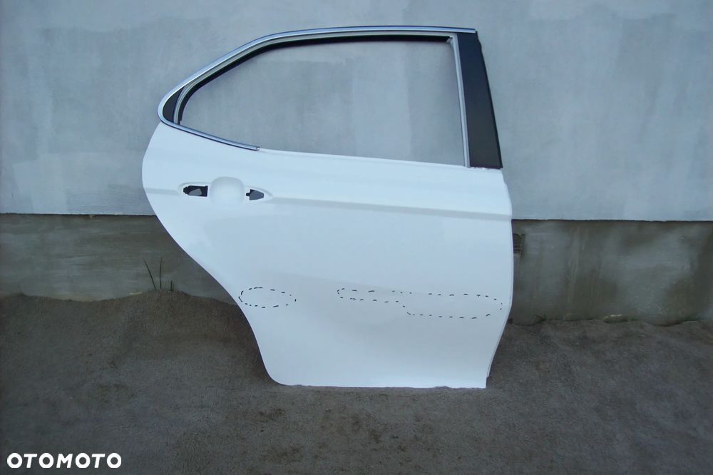 drzwi tylne prawe toyota camry 8 - 1