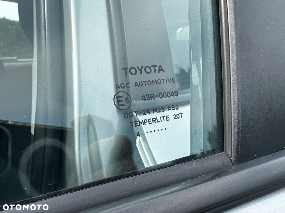 Toyota Auris 1.33 VVT-i Life Comfort - 21