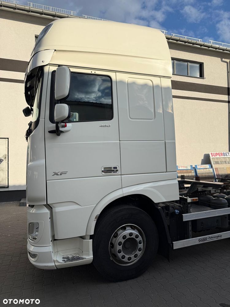 DAF 106 - 9