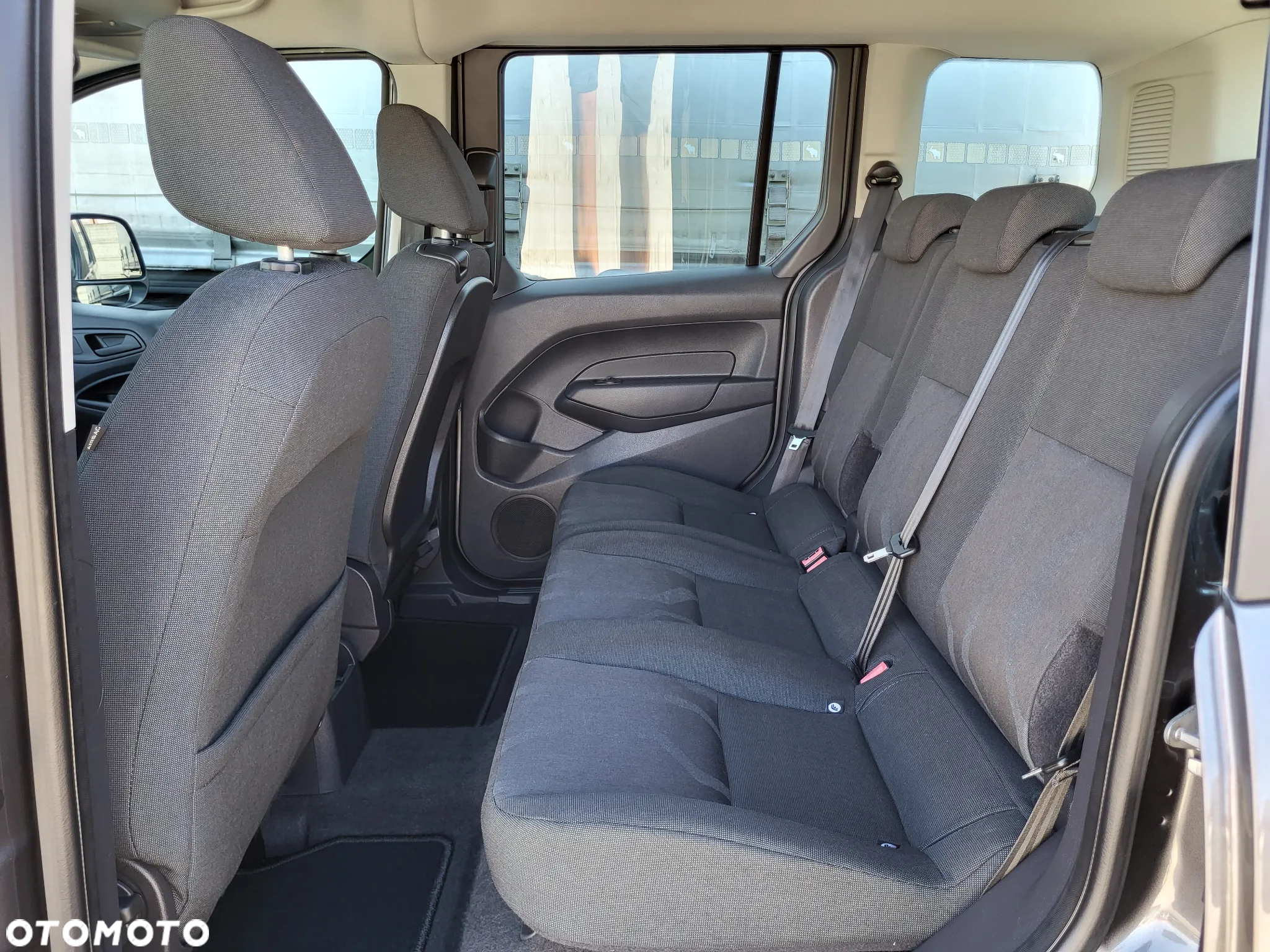 Ford Tourneo Connect 1.0 EcoBoost Start-Stop Trend - 23
