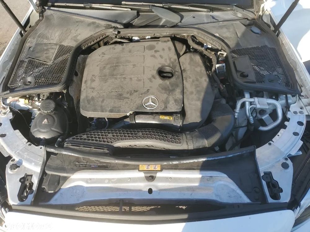 Mercedes-Benz Klasa C 300 4Matic 9G-TRONIC Exclusive - 10