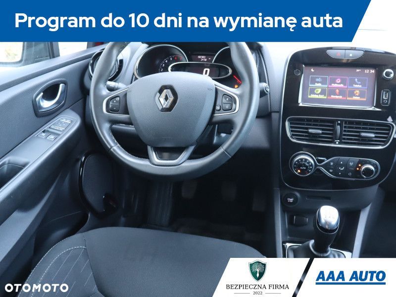 Renault Clio - 9