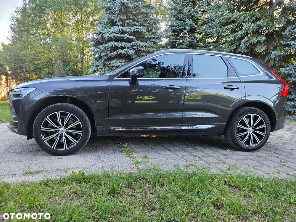 Volvo XC 60 B4 D AWD Essential - 3