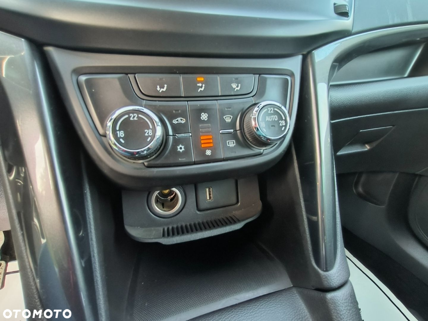 Opel Zafira - 12