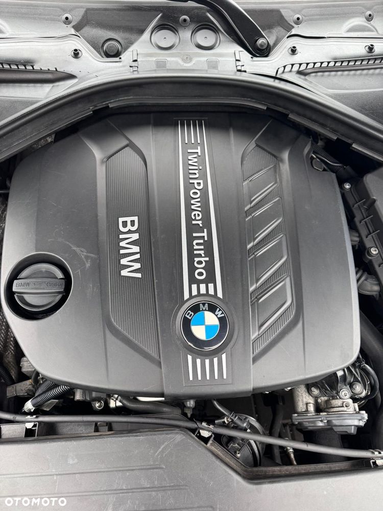 BMW Seria 3 320d Edition Luxury Line Purity - 13